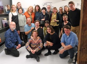 Das traditionelle Abschlussbild mit (fast) allen Beteiligten in der Galleri Image, Aarhus